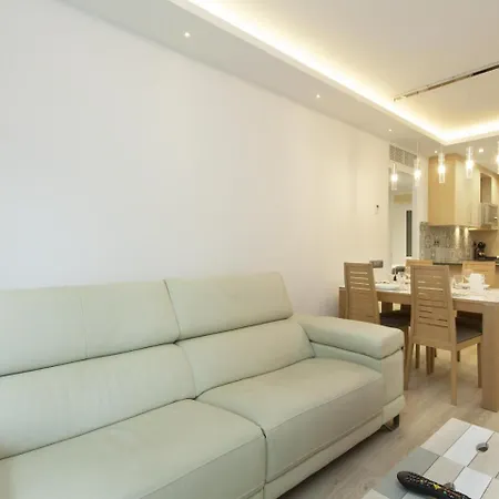 Confort Sagrada Familia Design